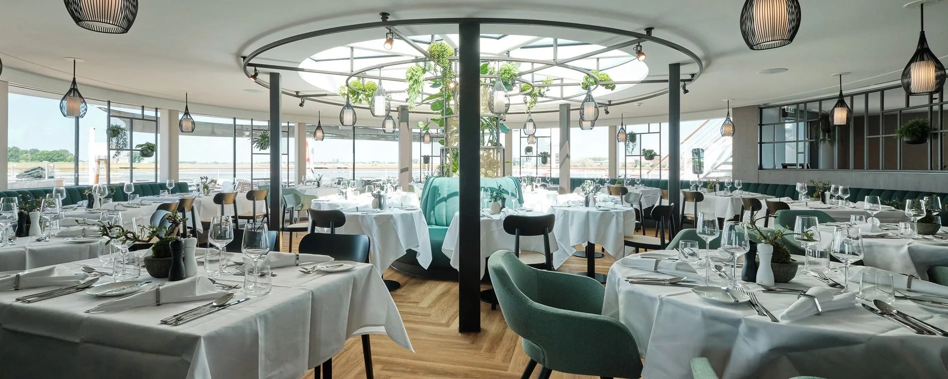 A-ROSA-SENA CRUCEROS FLUVIALES RIN RHINE RIVER CRUISES RHINE KREUZFAHRTEN A-ROSA RIVER CRUISES CRUCEROS A-ROSA CRUCEROS COLONIA CRUCEROS AMSTERDAM CRUCEROS AMBERES CRUCEROS ROTTERDAM CRUCEROS FLUVIALES PAISES BAJOS CRUCEROS FAMILIARES #AROSA #ArosaSena #NewShip #CrucerosFluviales #Cruceros #CrucerosFamiliares #Bidaiak #Creuers #Cruises #RiverCruises